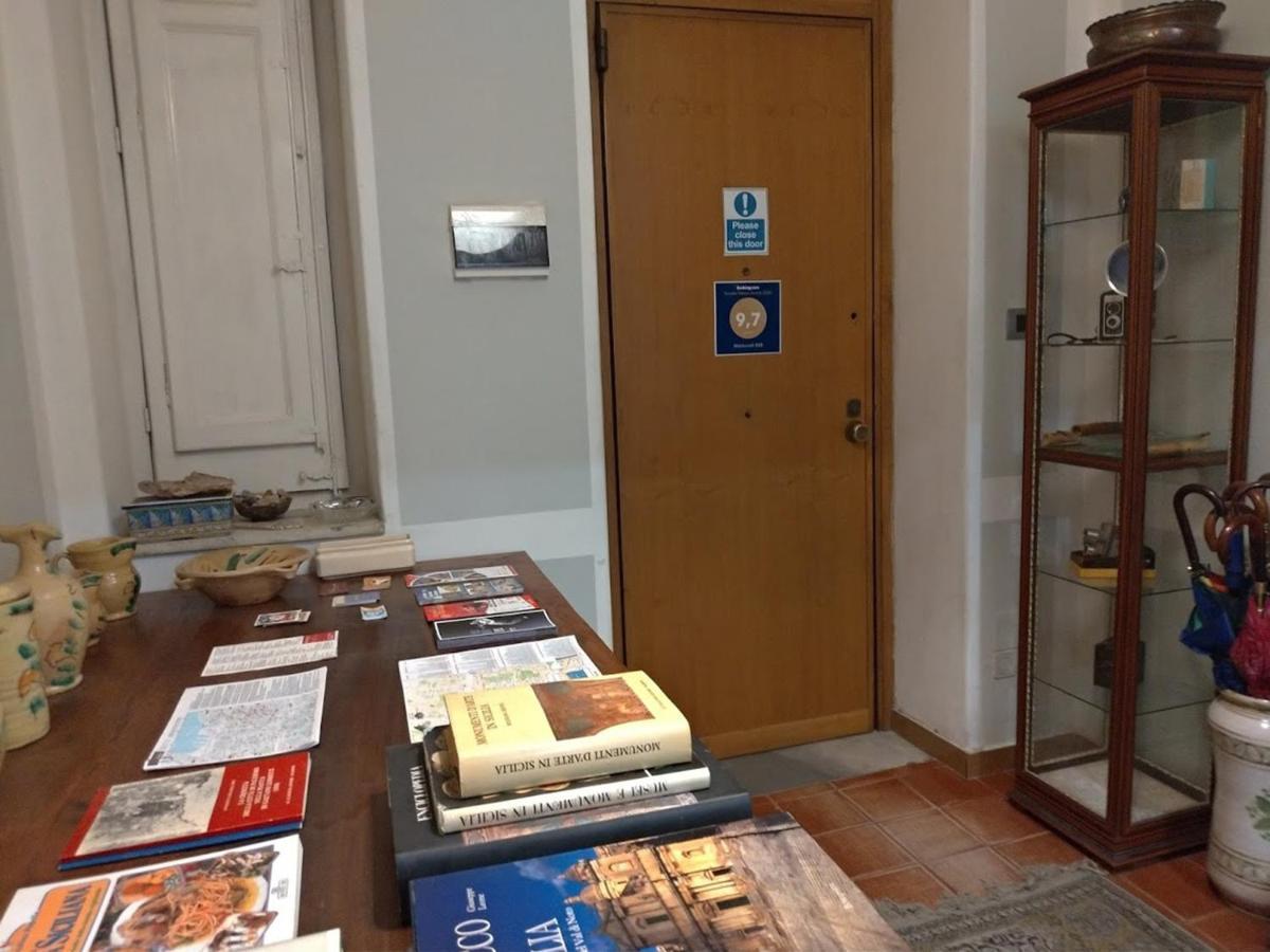 Il Genio Del Porto - Mabbonath B&B パレルモ エクステリア 写真